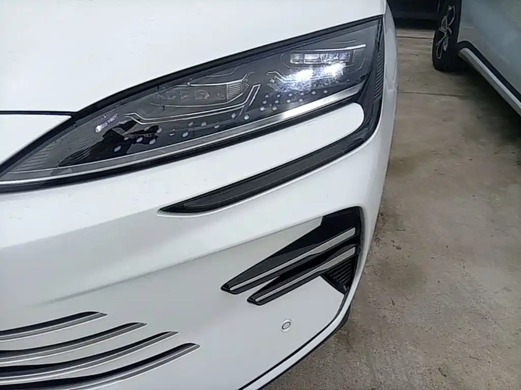 BYD Song PLUS PHEV 2025 2025 DM-i Smart Drive Edition 112KM Noble
