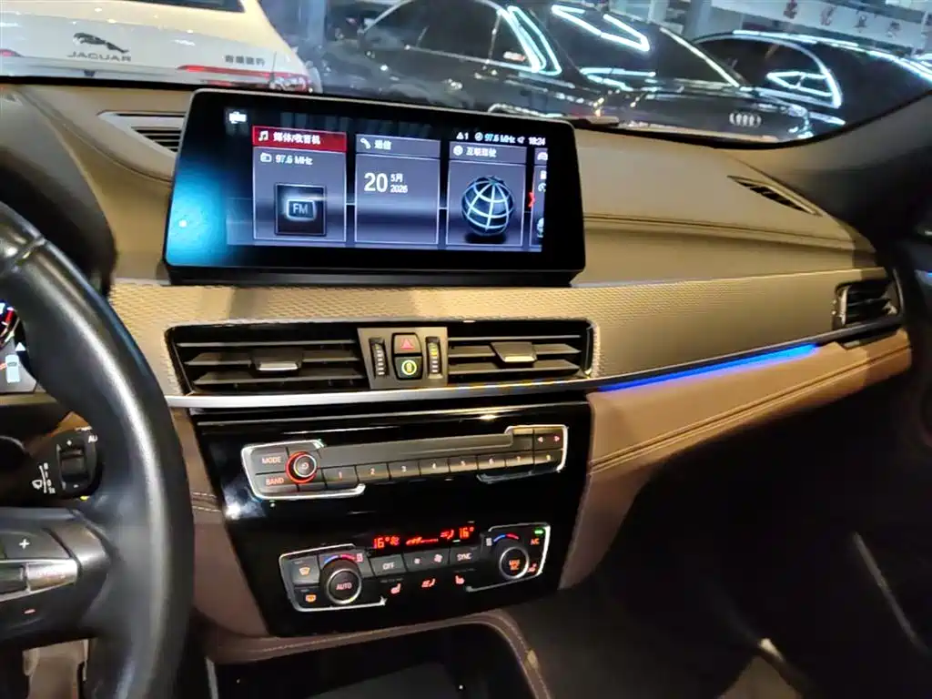 BMW X2 2021 sDrive25i Exclusive M Off-Road Package фото 13