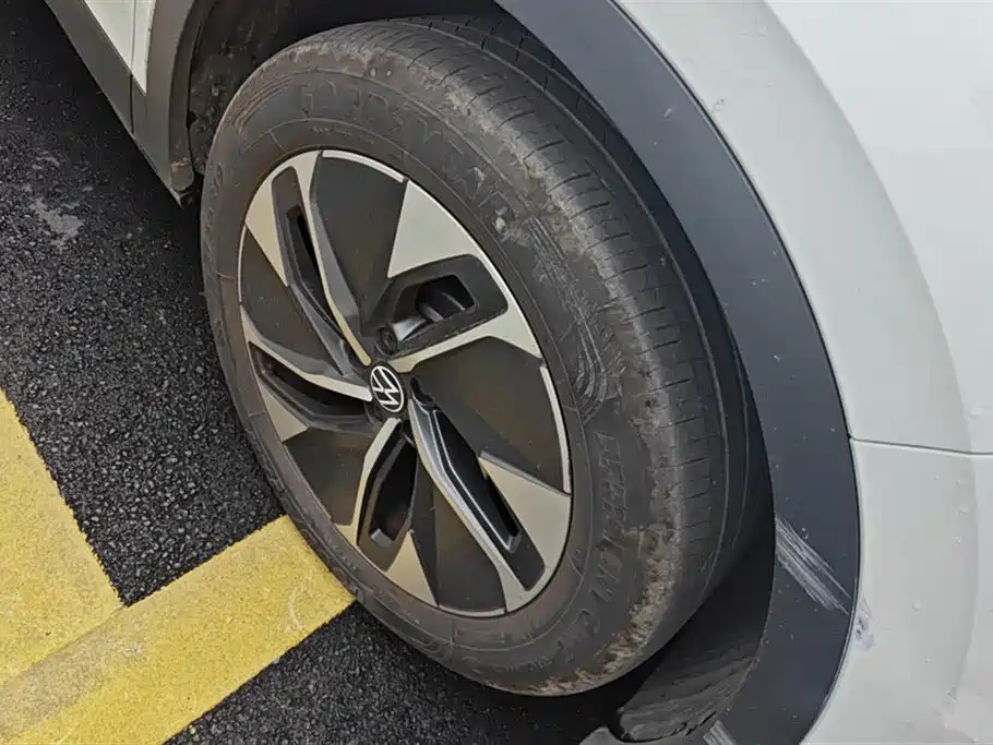 VOLKSWAGEN ID.4 CROZZ