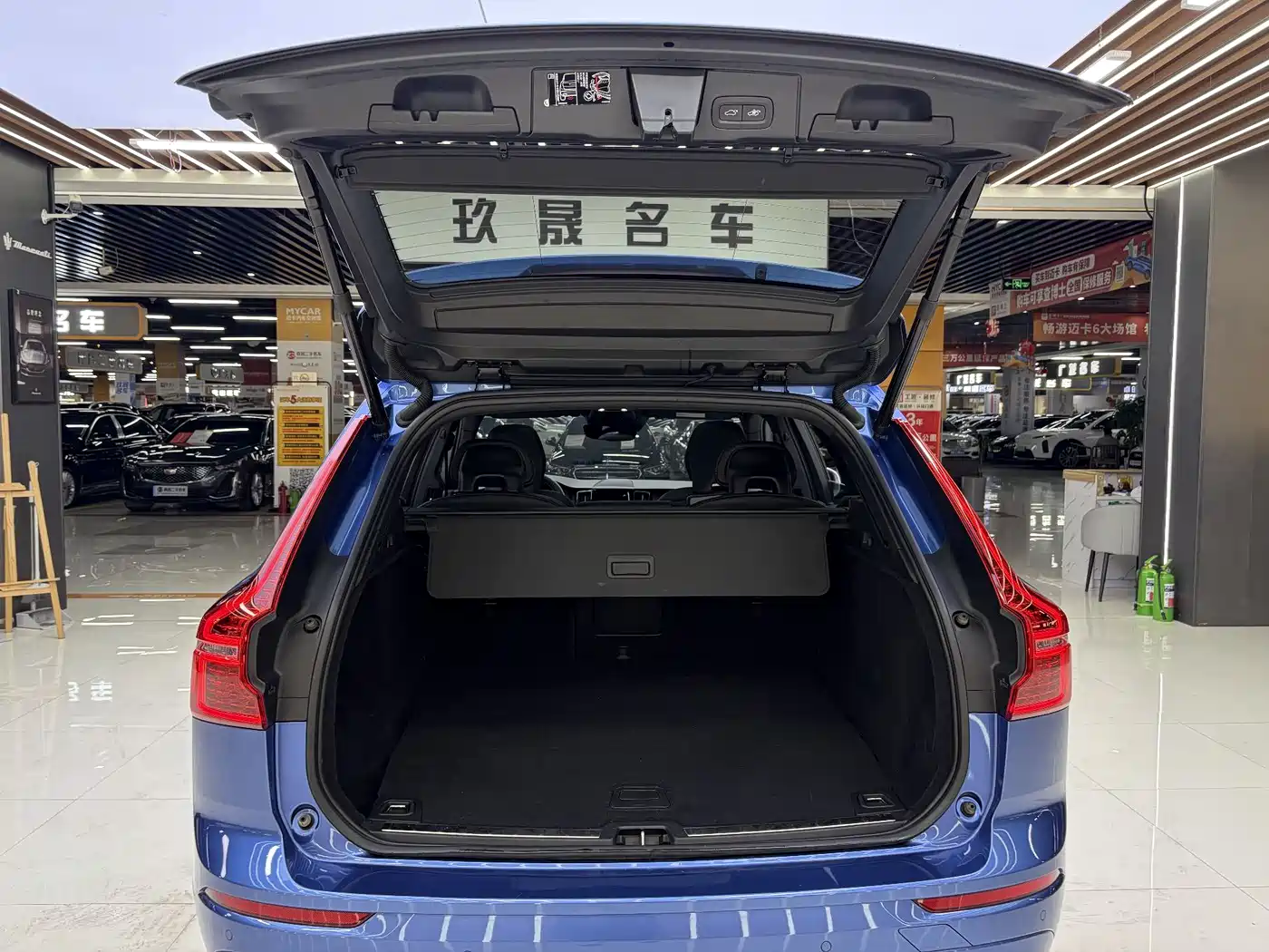 Volvo XC60 Plug-in Hybrid 2018 2019 T8 E-Drive Hybrid Zhi Ya Sport Edition China V