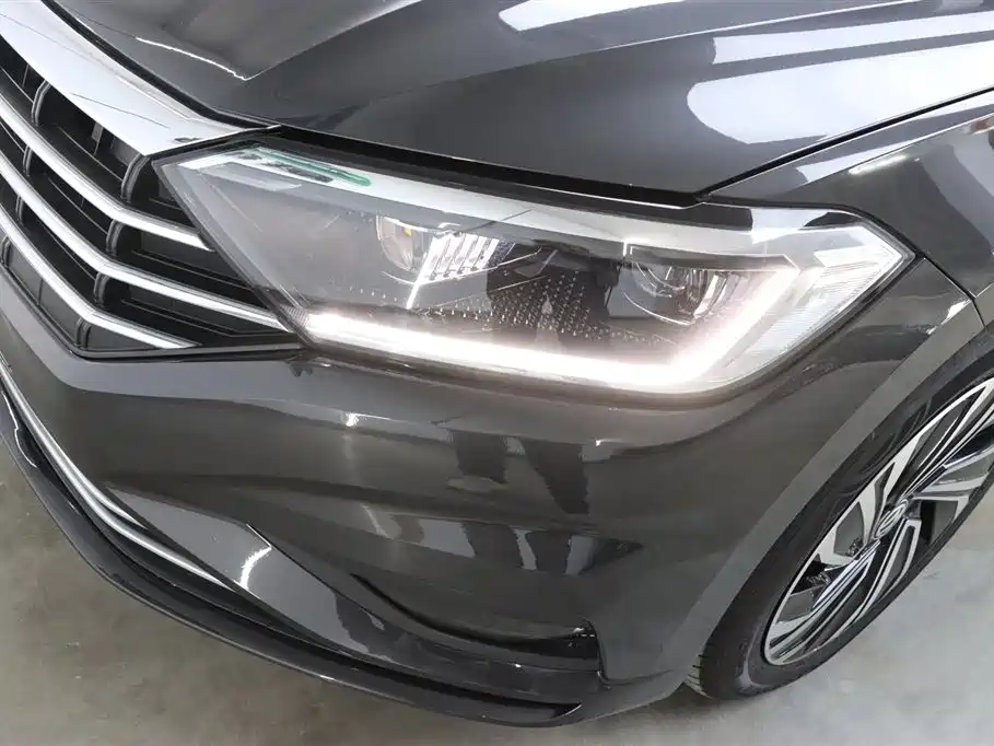 Volkswagen Sagitar 2021 280TSI DSG Surpassing Edition фото 34