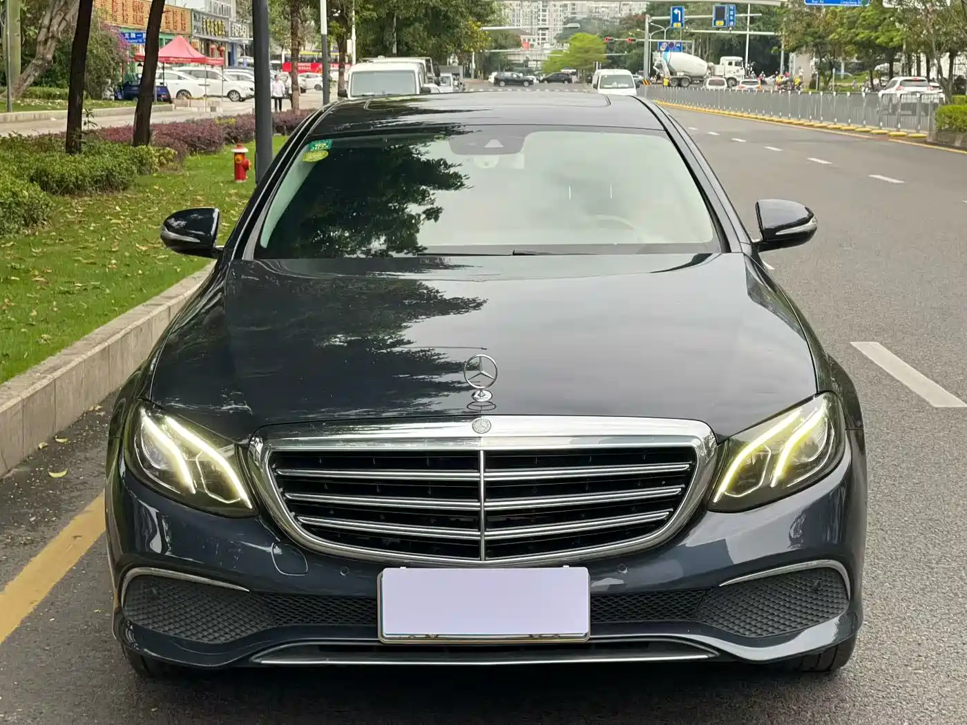 Mercedes-Benz E-Class 2017 E 200 L Sport 4MATIC фото 2