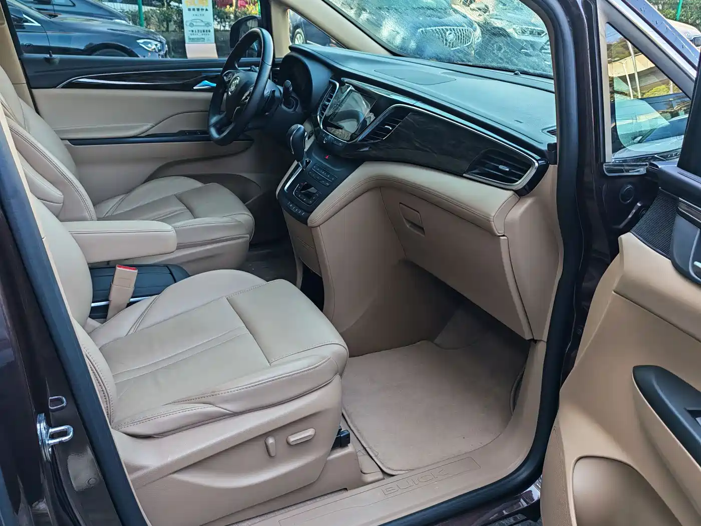 Buick GL8 2018 ES 28T Premium Type China VI фото 5