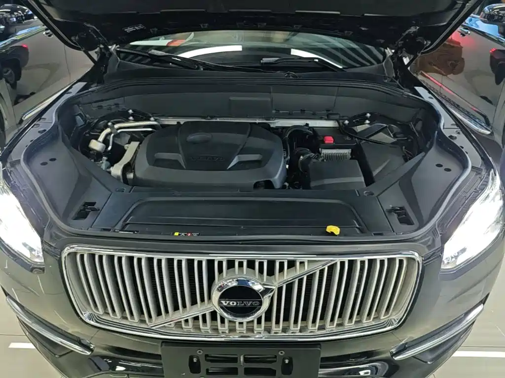 Photo 20 - Volvo XC90