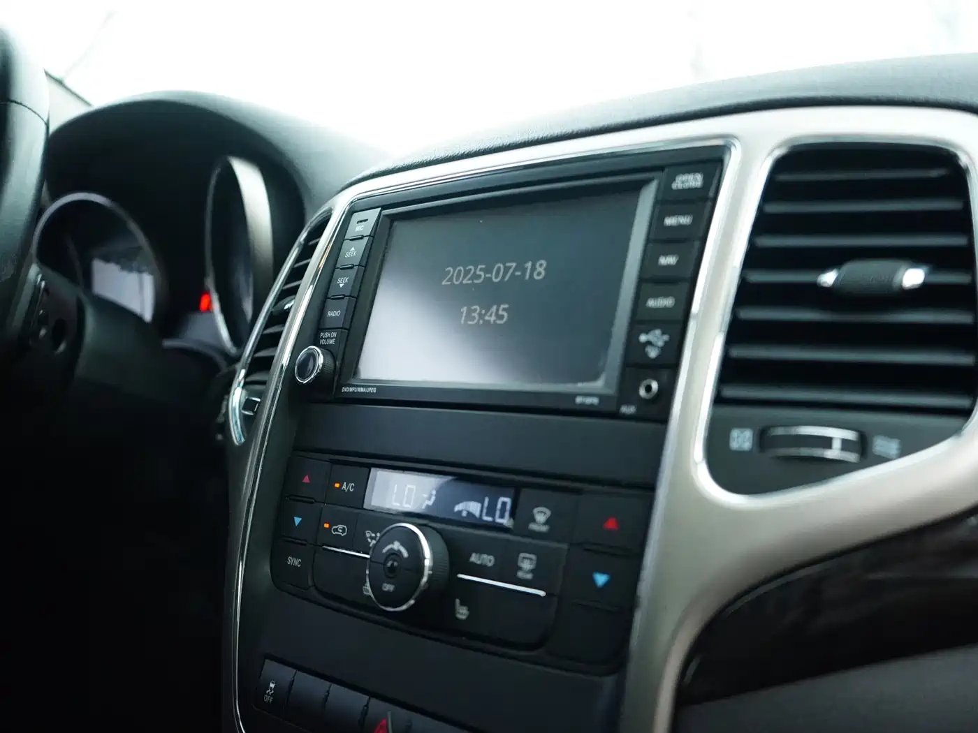 Фото 25 - Jeep Grand Cherokee (Import)