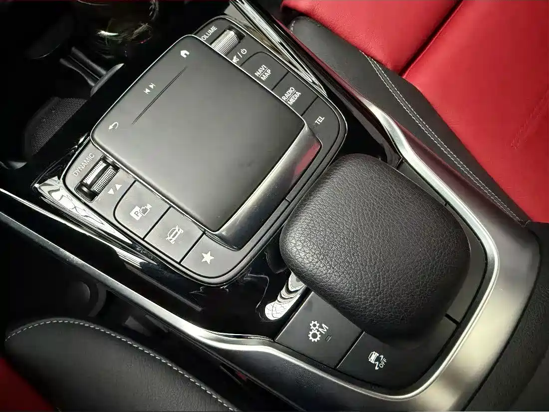 MERCEDES-BENZ CLA AMG