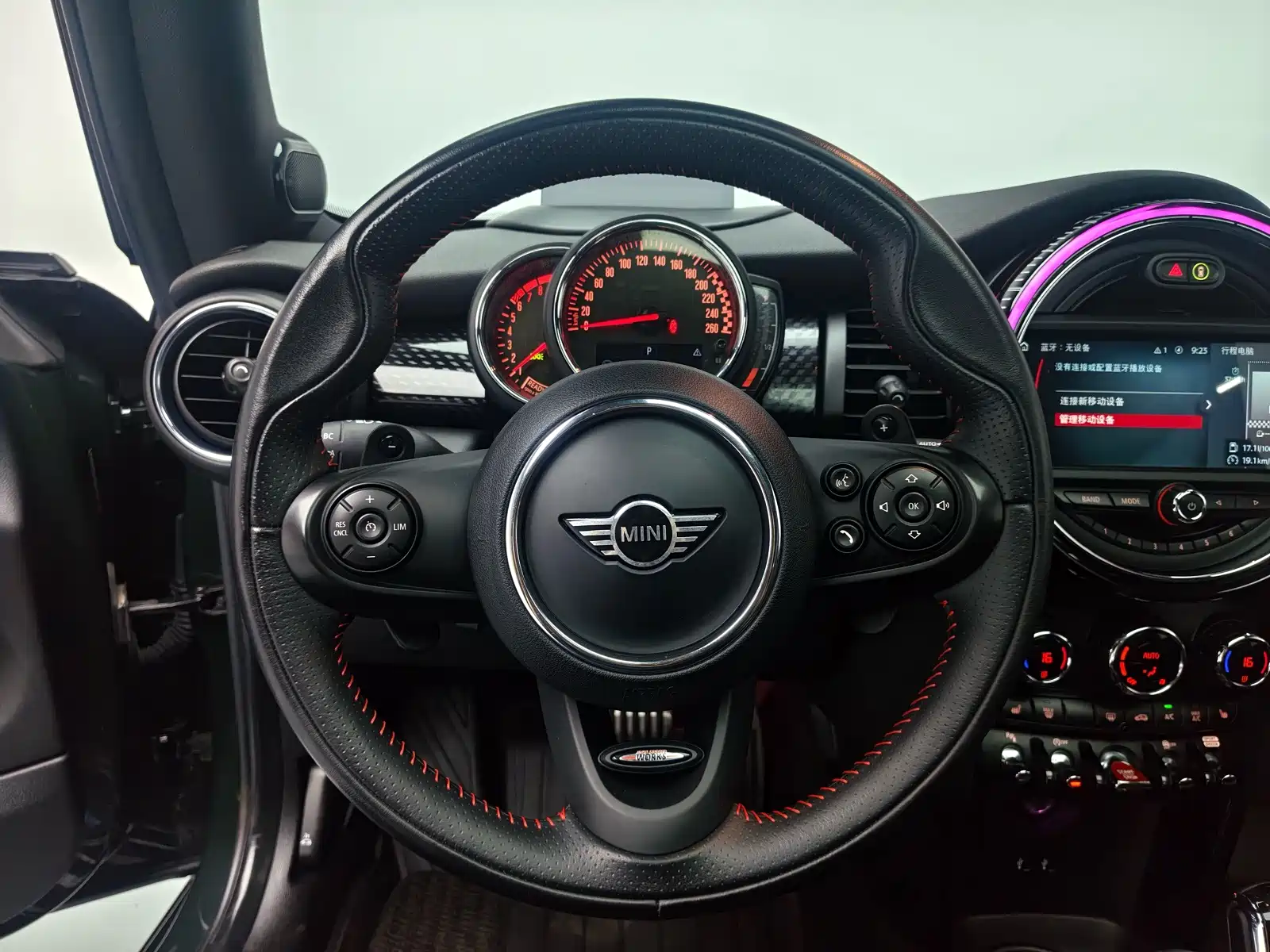 Фото 14 - MINI JCW