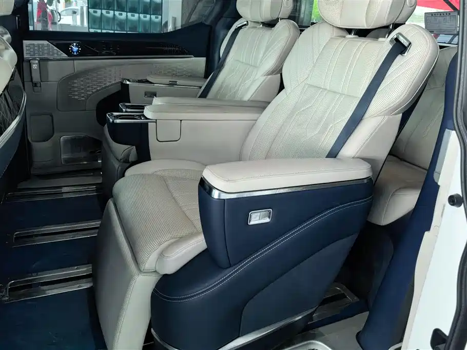 ZEEKR EXTREME KRYPTON 009