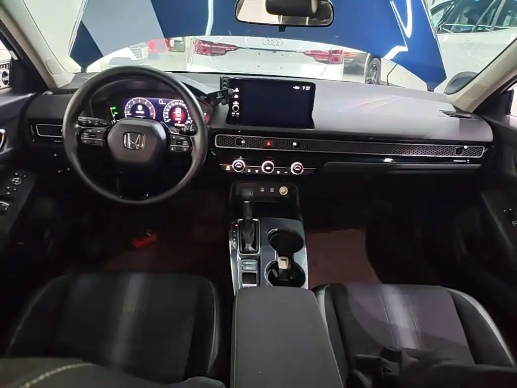 Honda Civic 2025 2025 240TURBO CVT Smart Fun Plus