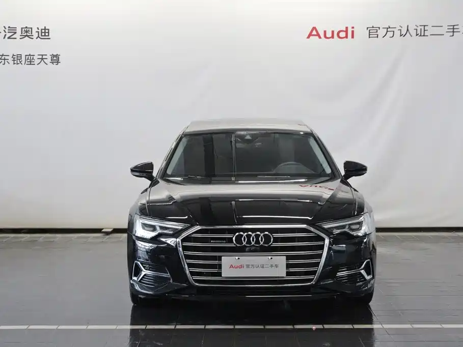 Фото 2 - Audi A6L