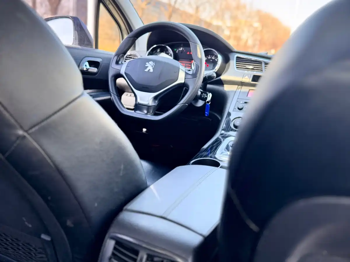 Peugeot 3008 2016 2015 2.0L Automatic Classic Edition