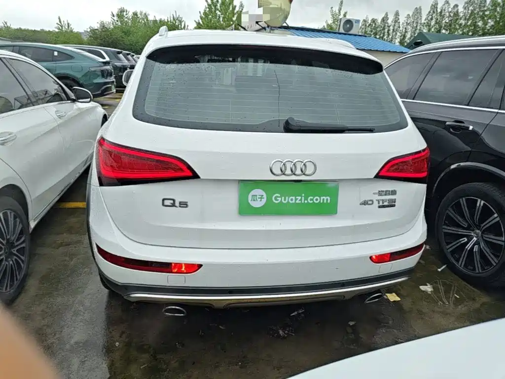 Audi Q5 2018 2017 Plus 40 TFSI Technology