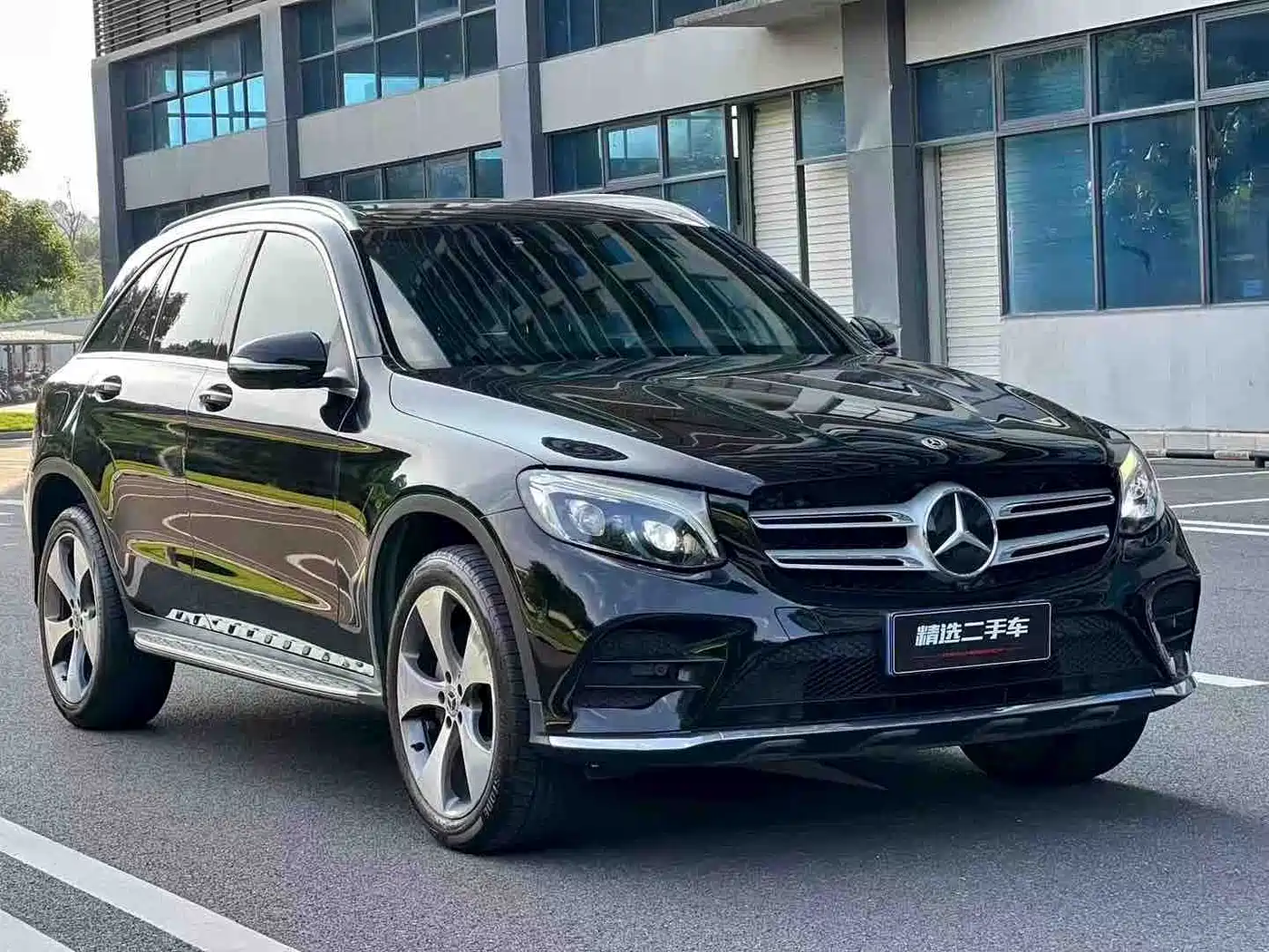 Mercedes-Benz GLC 2018 GLC 300 4MATIC Dynamic фото 3