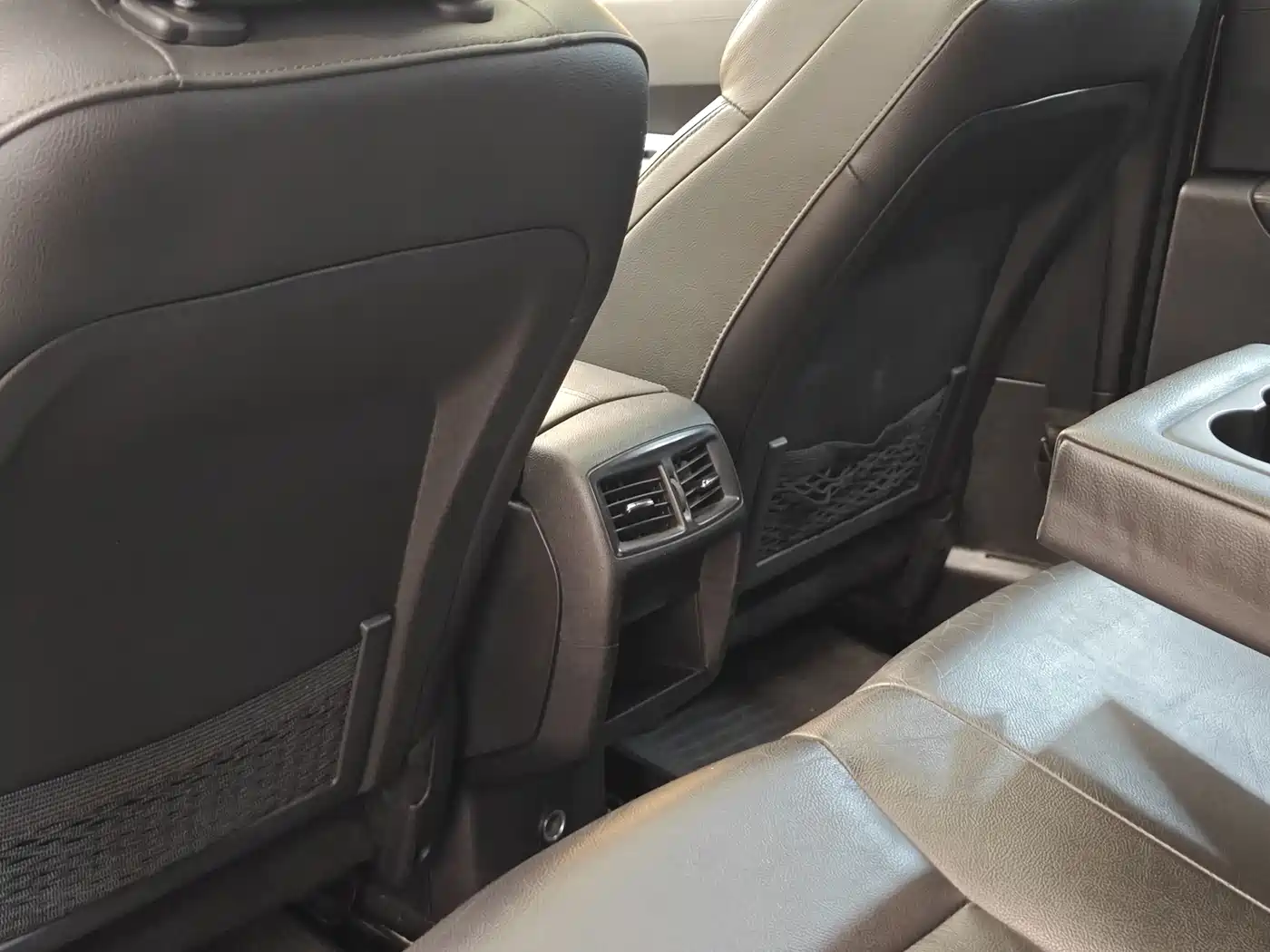 Peugeot 3008 2015 2.0L Automatic Trend Edition фото 24