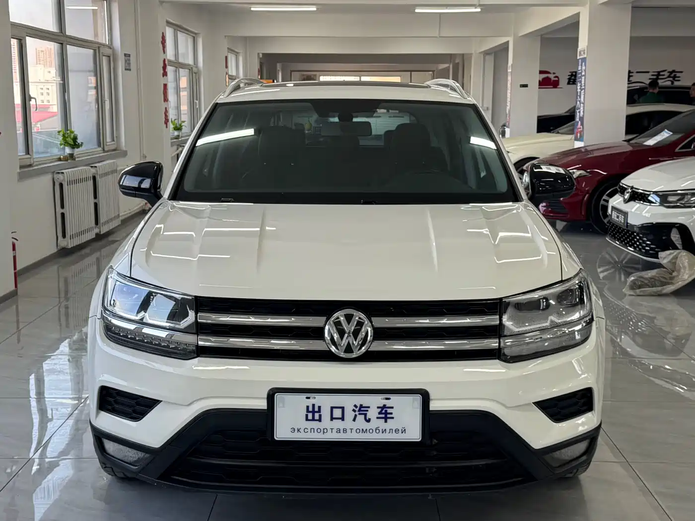 Volkswagen Tharu 2022 280TSI FWD Luxury Edition фото 2