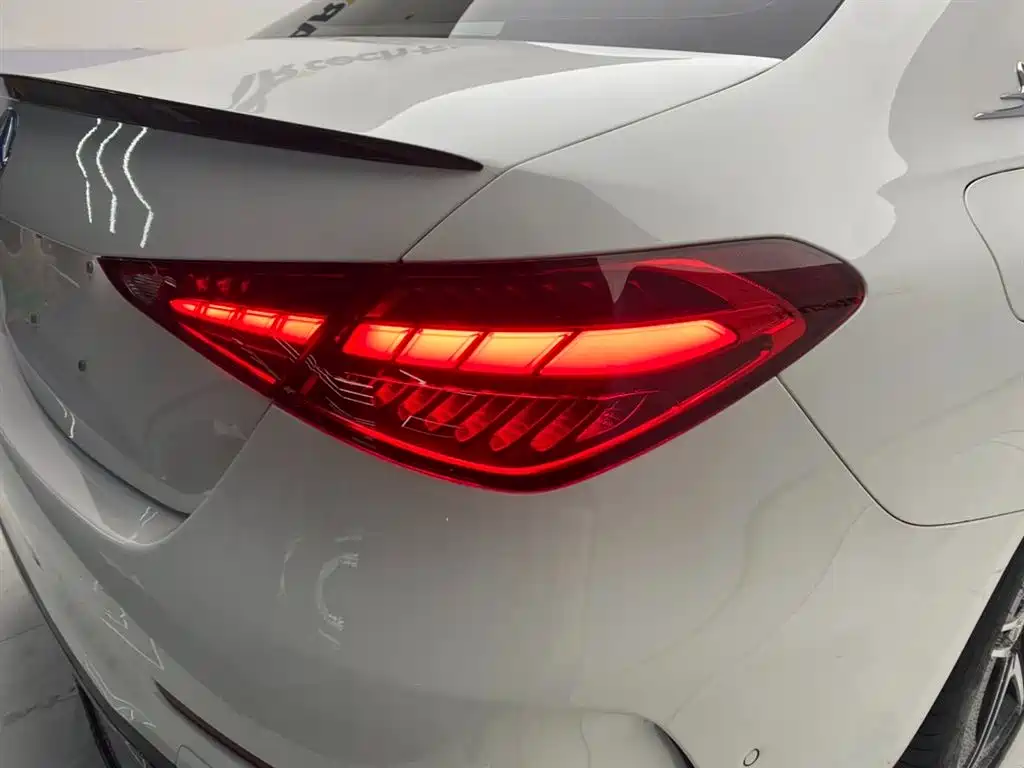 Mercedes-Benz C-Class 2025 C 260 L Night Sport Edition фото 10