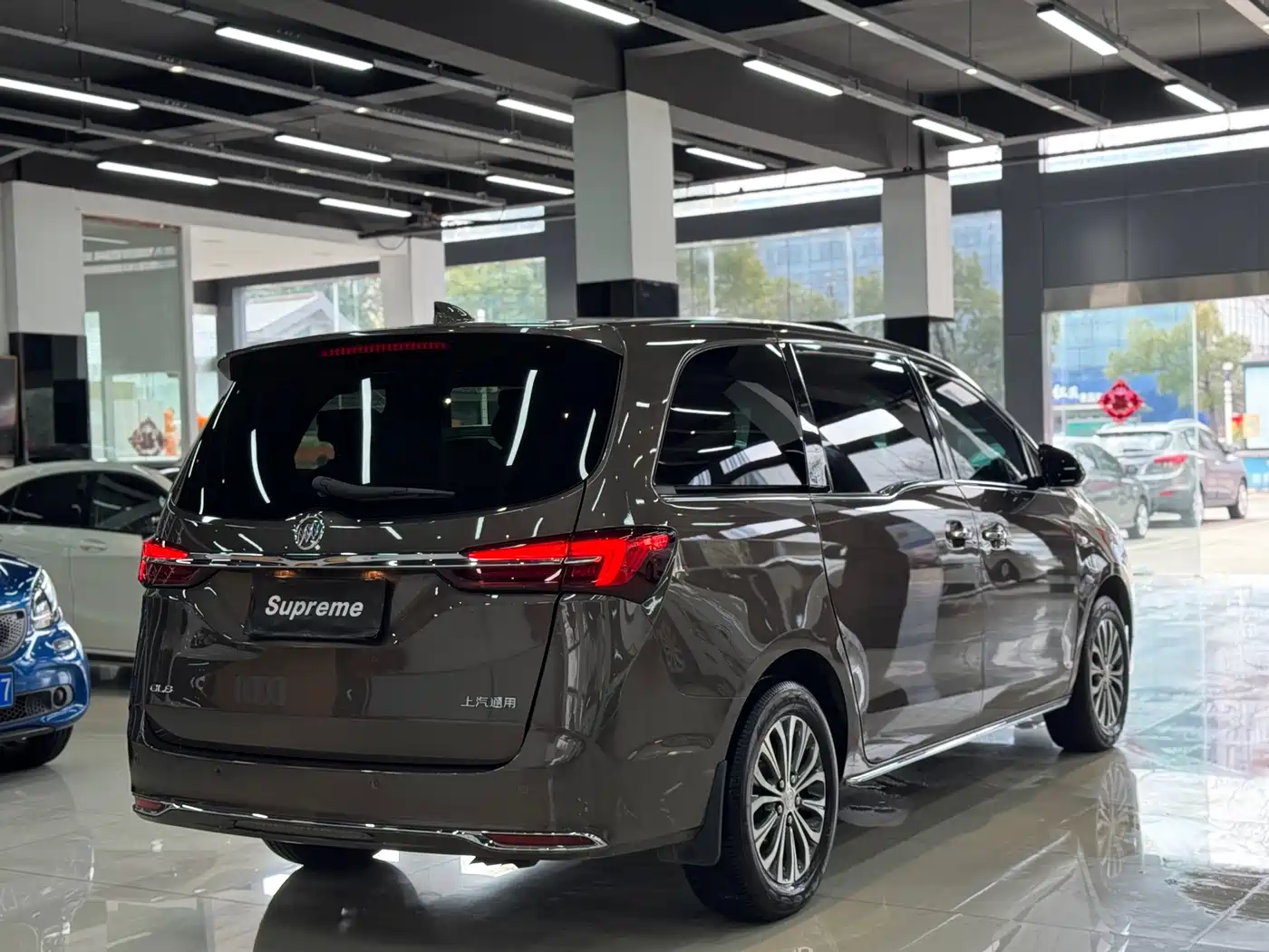 Buick GL8 2023 Facelift Land Business Class Luxury фото 7