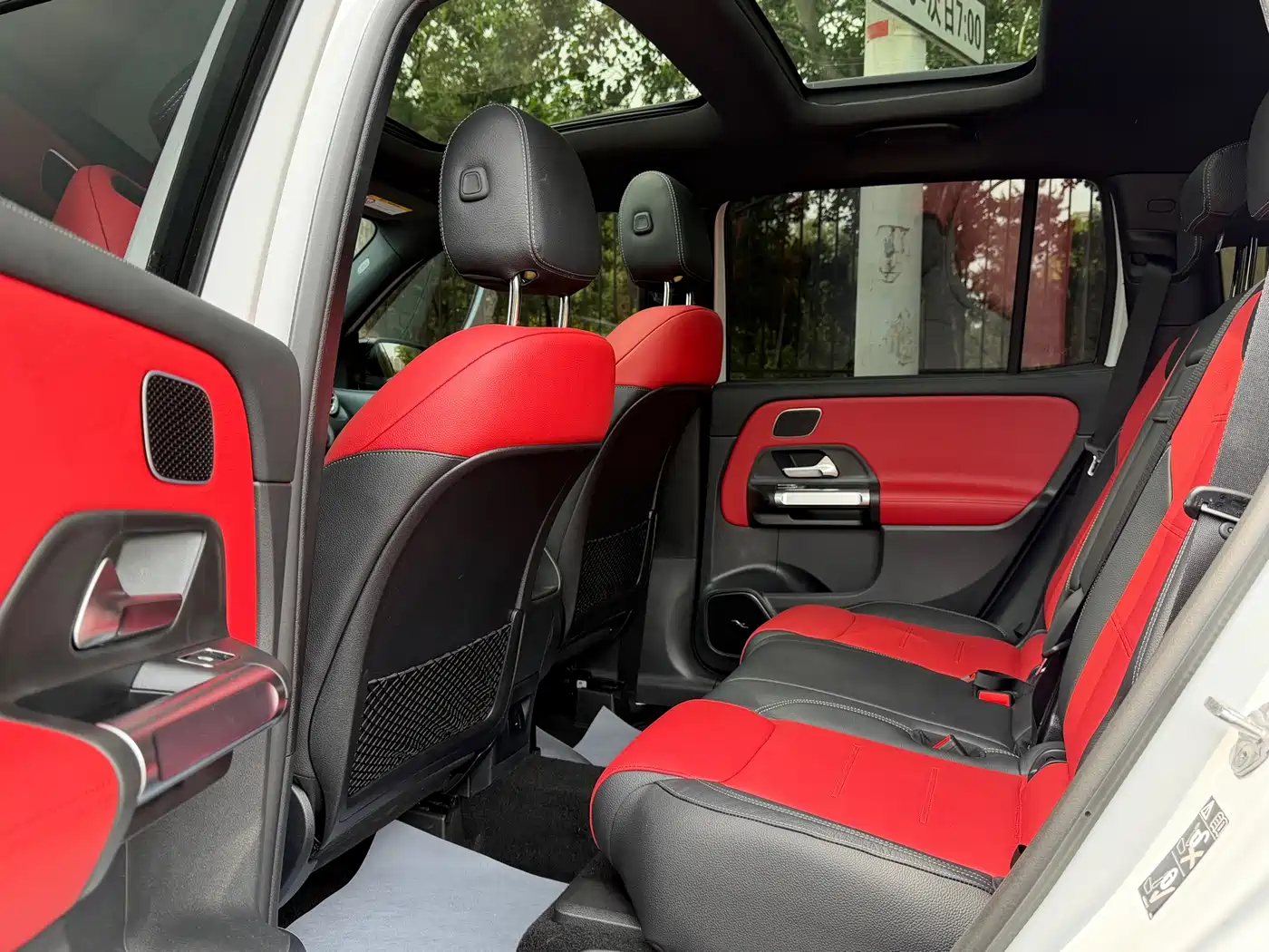 Mercedes-Benz GLB AMG 2023 Model AMG GLB 35 4MATIC фото 7