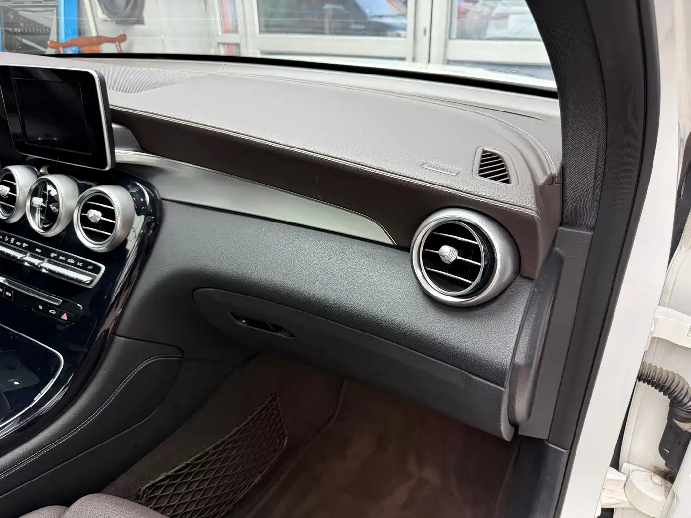 Mercedes-Benz GLC 2016 GLC 200 4MATIC фото 34