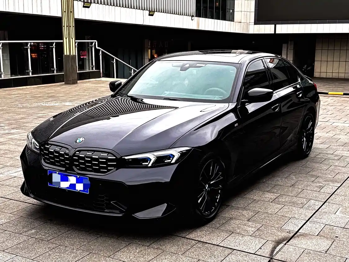 BMW 3 Series 2024 330i M Sport Shadowline Package