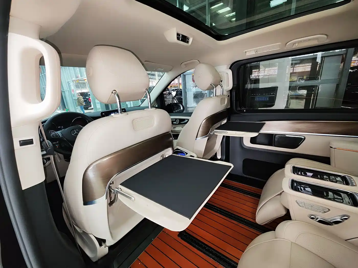 MERCEDES-BENZ V CLASS