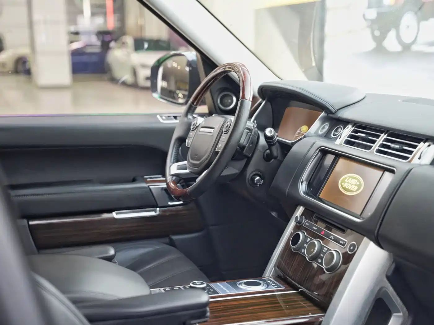 Land Rover Range Rover 2016 3.0 SC V6 Vogue SE Autobiography LWB фото 17