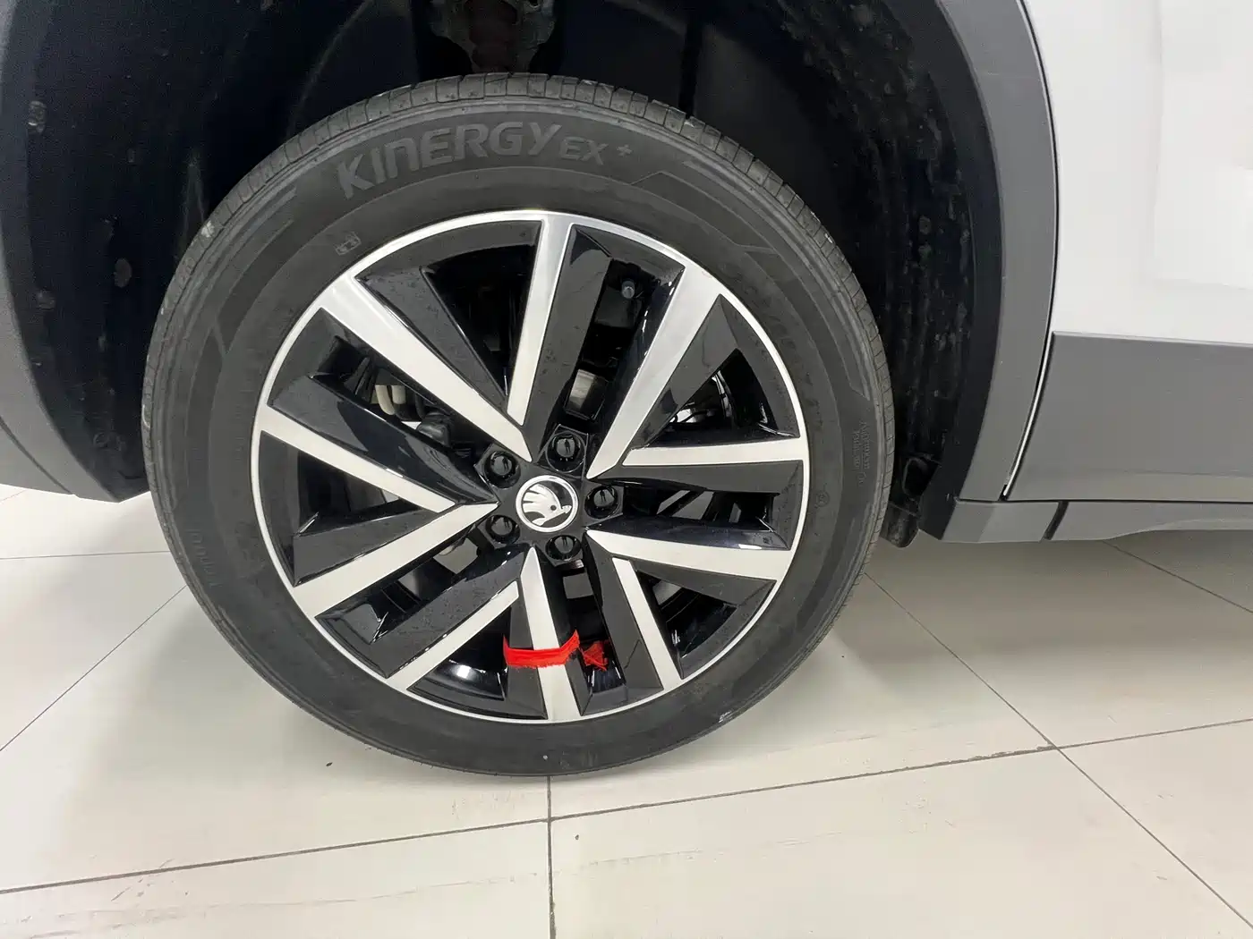 Škoda Kamiq 2023 Facelift 1.5L Auto Comfort Edition фото 9