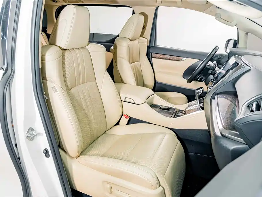 Toyota Alphard 2020 Hybrid 2.5L Premium Edition фото 19