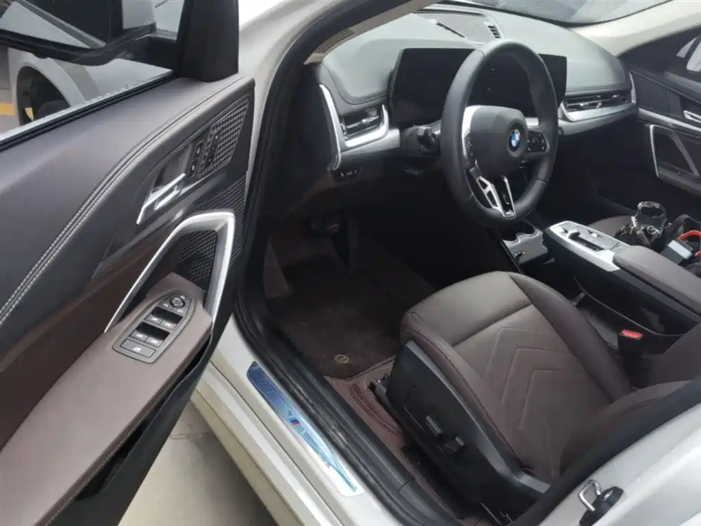 BMW X1 2025 sDrive25Li M Sport Package фото 23