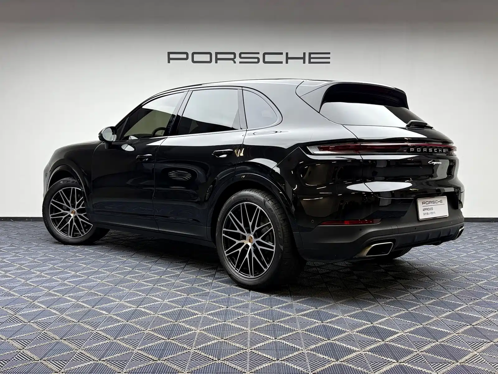 Фото 10 - Porsche Cayenne