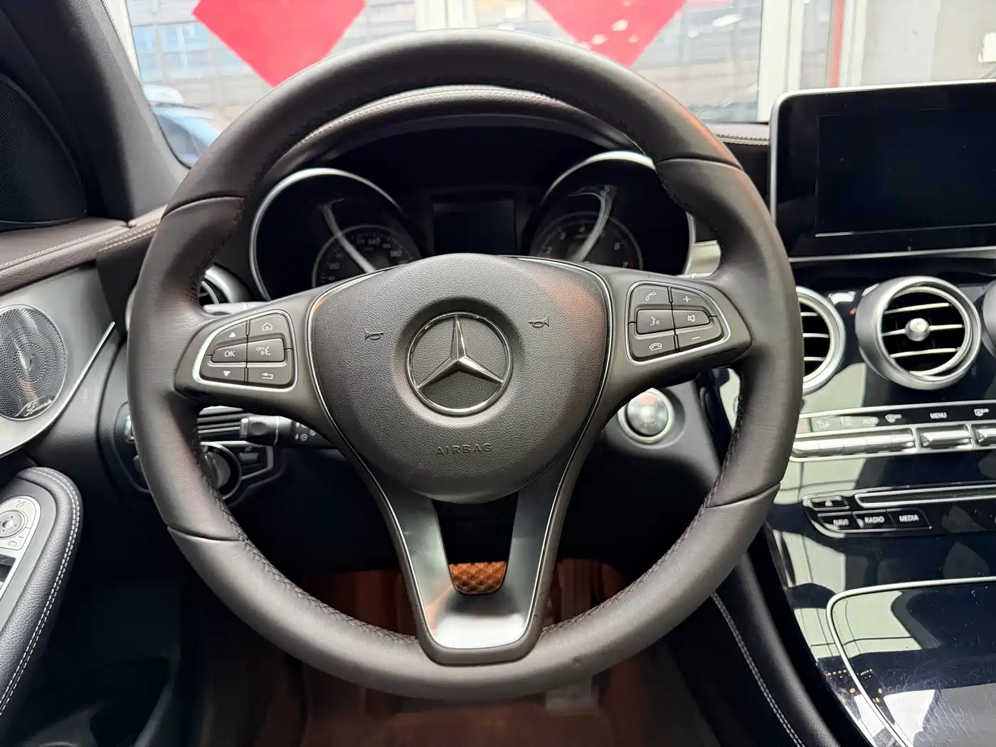 Mercedes-Benz GLC 2016 GLC 200 4MATIC фото 24