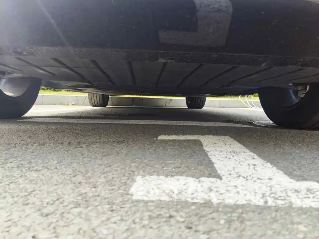 Фото 2 - Shangjie SUV