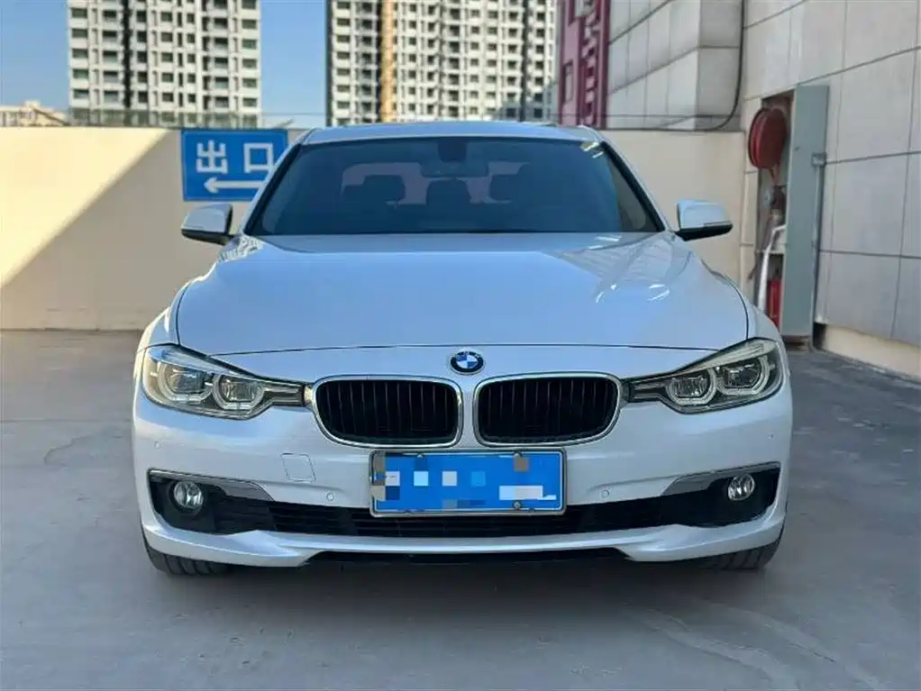 BMW 3 Series 2016 320Li Fashion Model фото 2