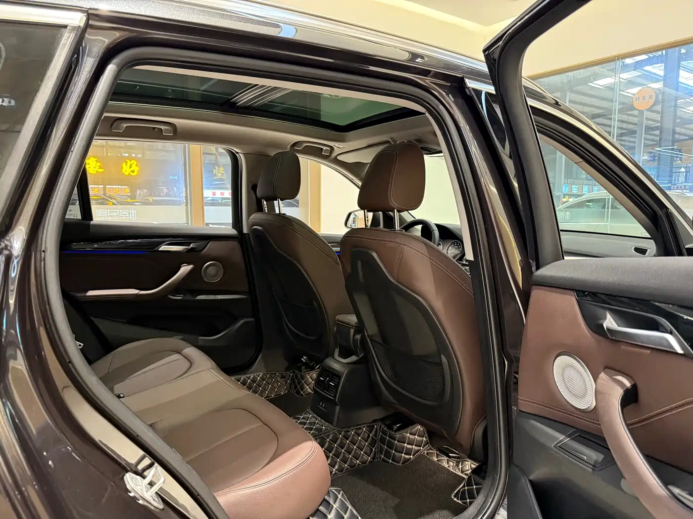 BMW X1 2022 sDrive25Li Leading фото 11