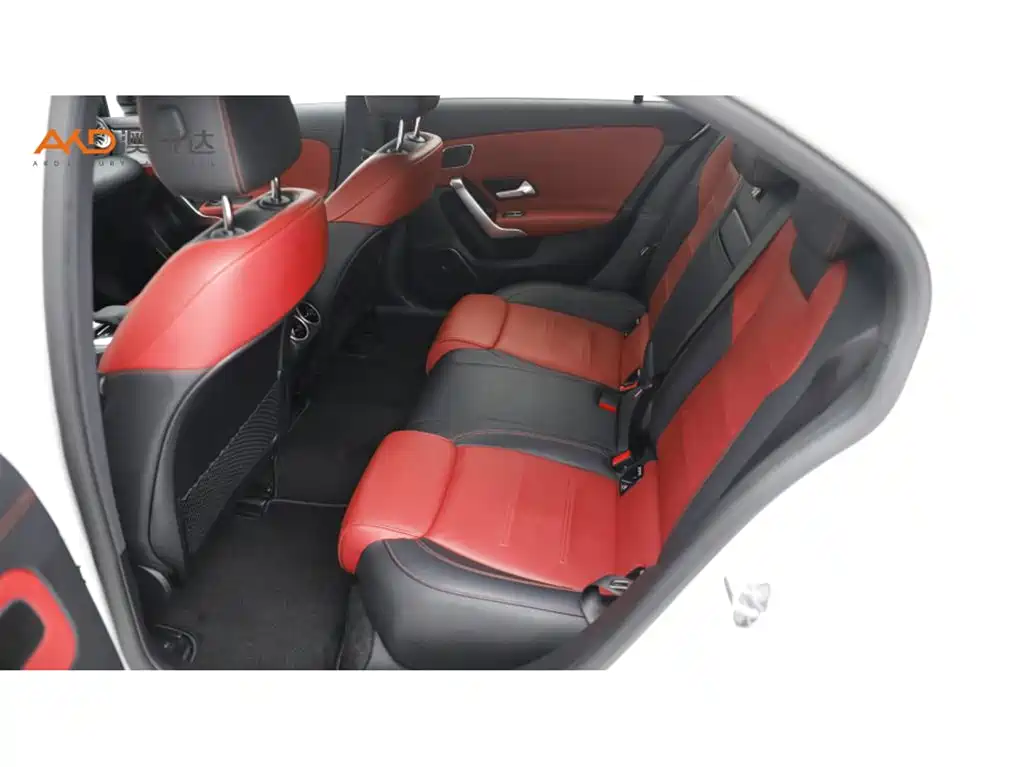 صورة 7 - Mercedes-Benz A-Class AMG
