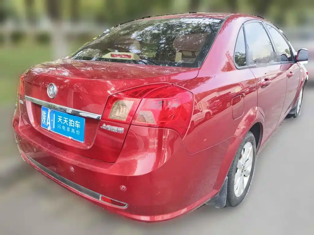 Фото 2 - Buick Excelle