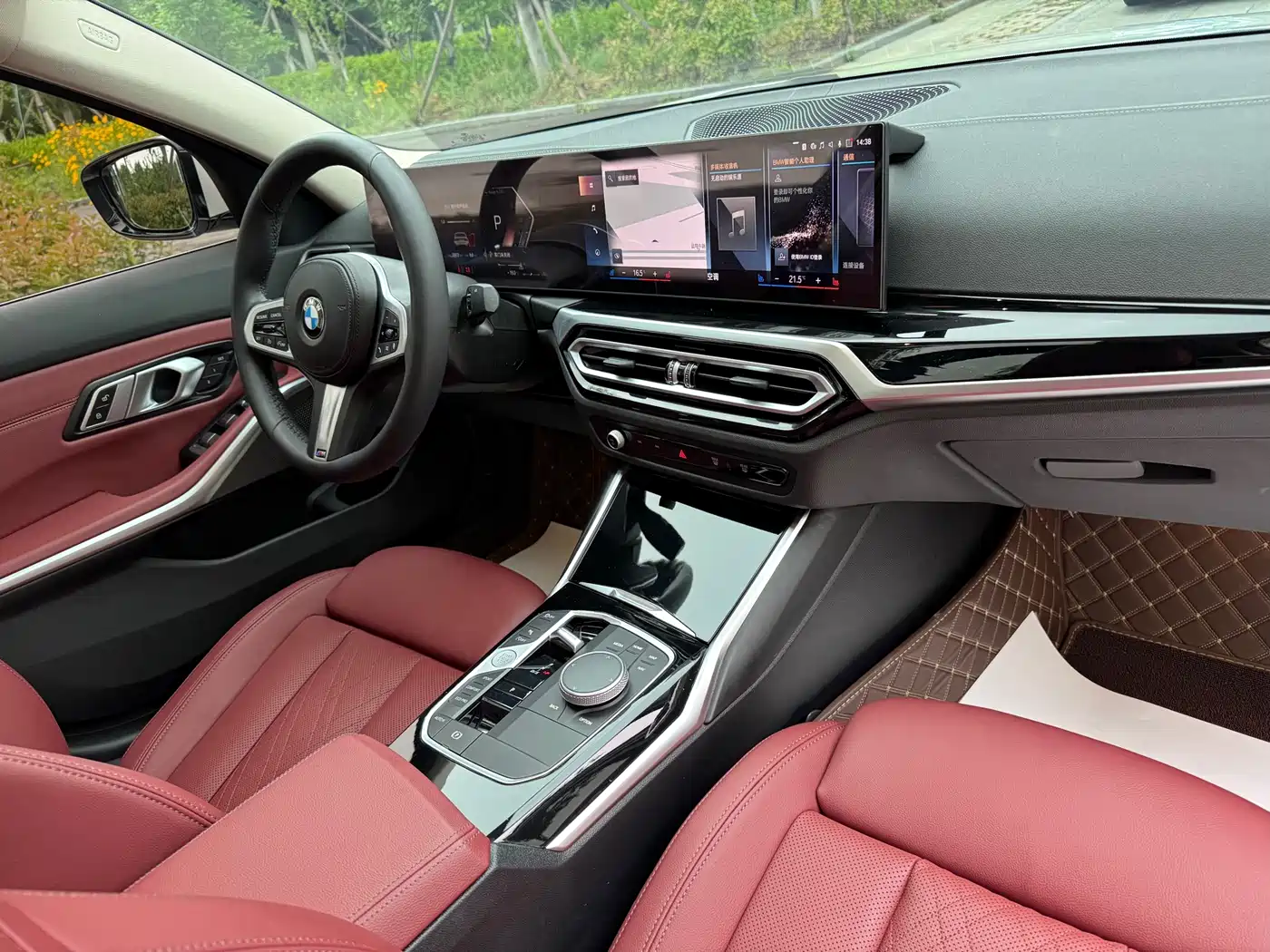 BMW 3 Series 2023 320Li M Sport Package фото 22