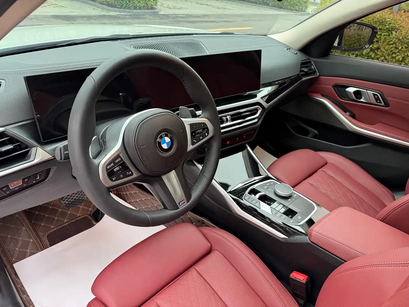 BMW 3 Series 2023 320Li M Sport Package фото 14