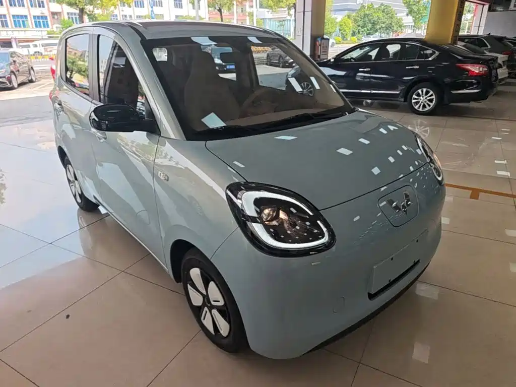 Photo 4 - Wuling Motors Hongguang MINIEV