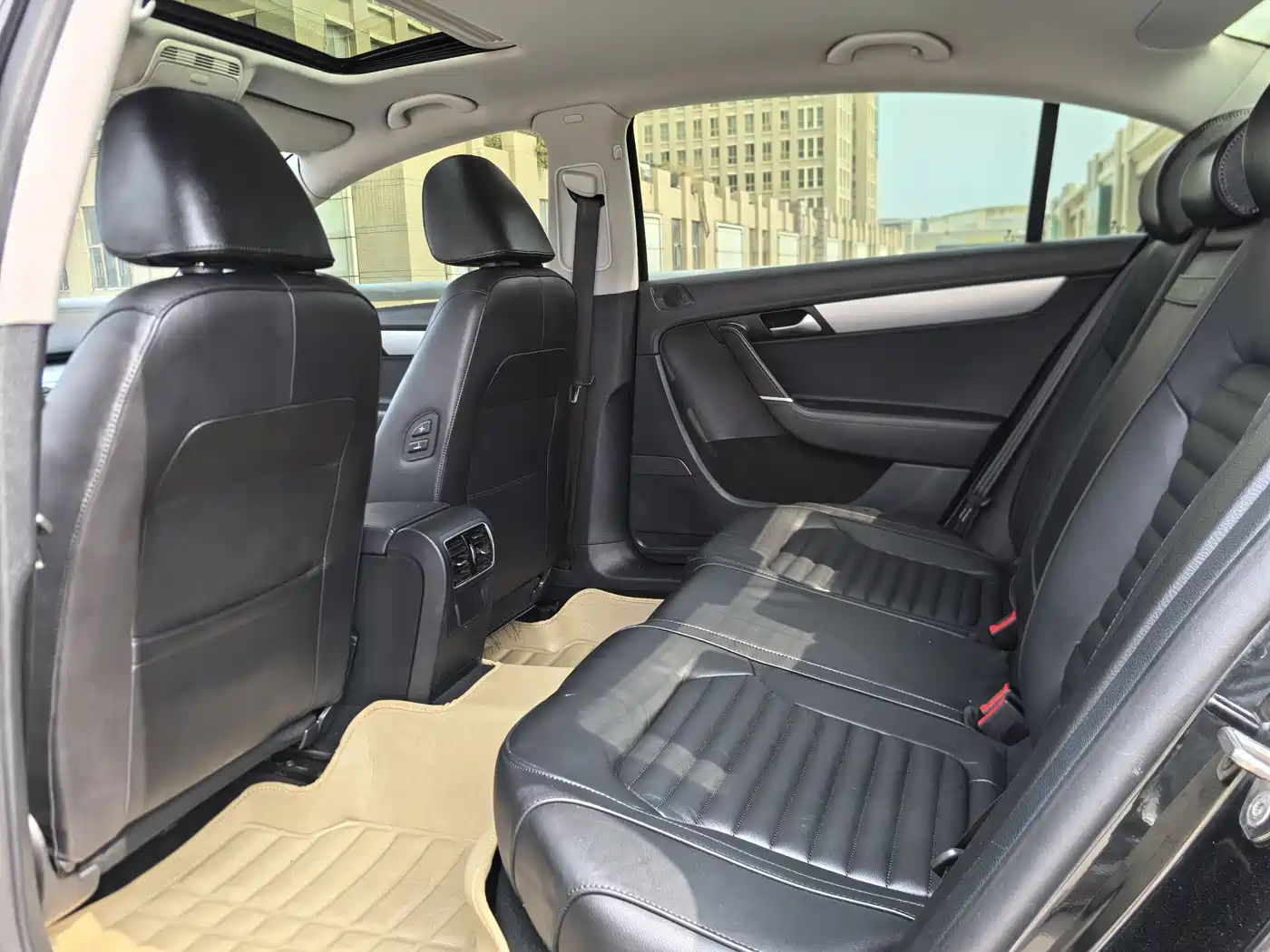 Volkswagen Magotan 2015 1.8TSI Leading фото 42
