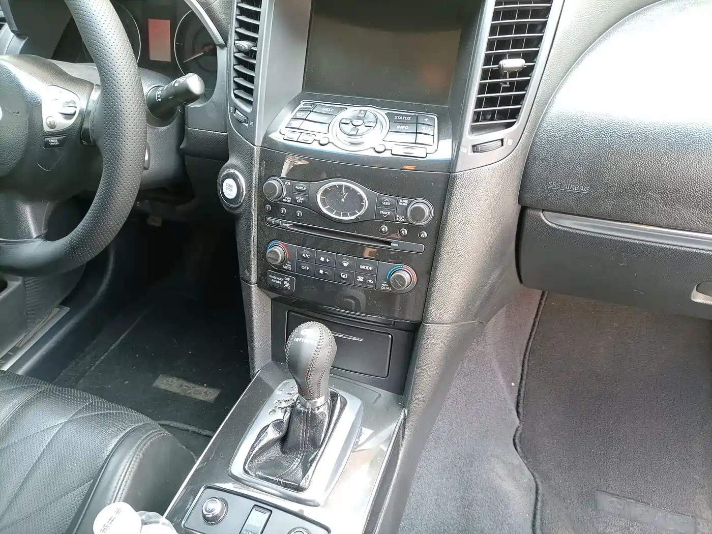 Infiniti FX 2011 2011 Infiniti FX35 Premium Edition