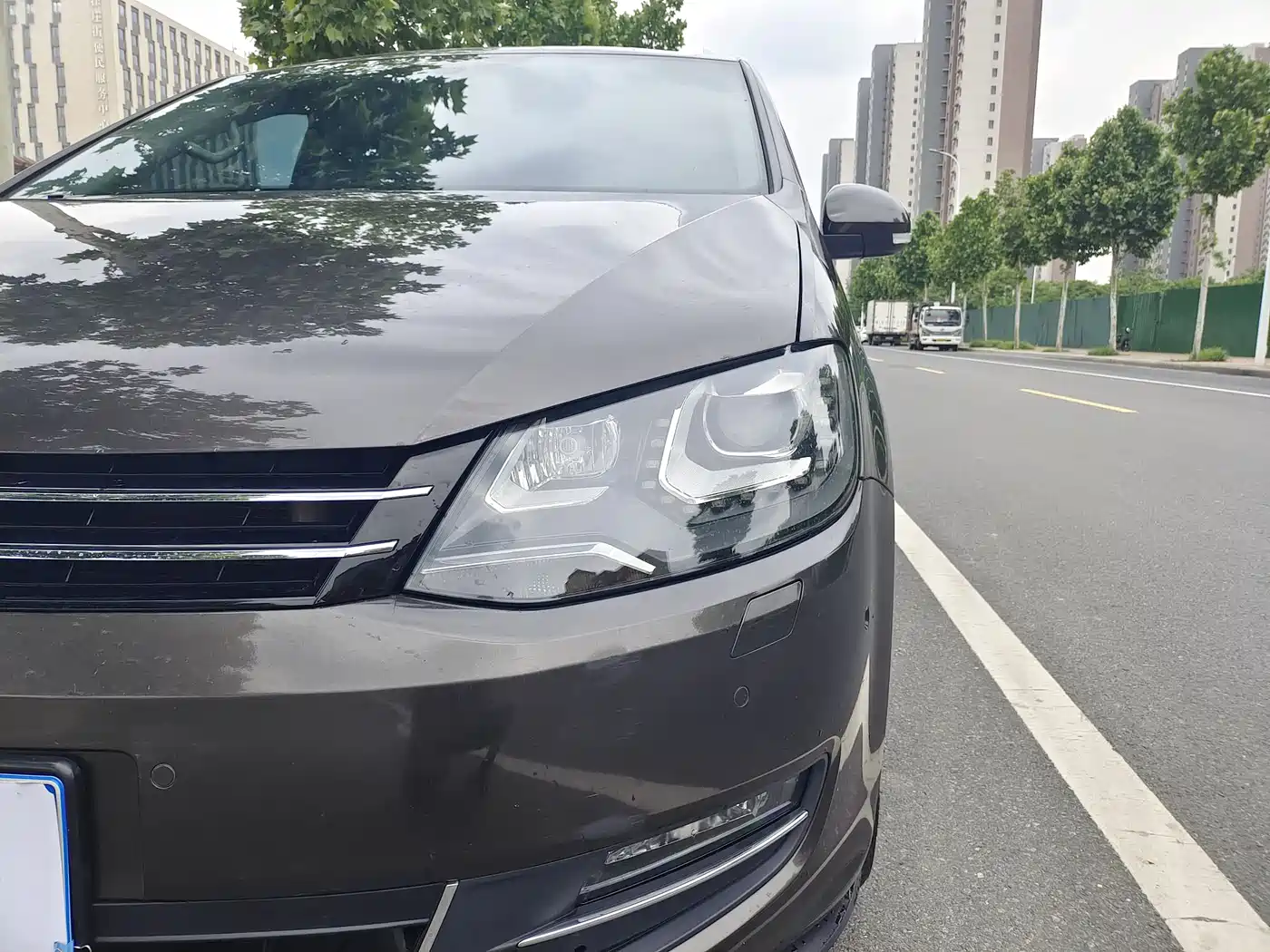 Volkswagen Sharan 2014 2.0TSI Luxury фото 17