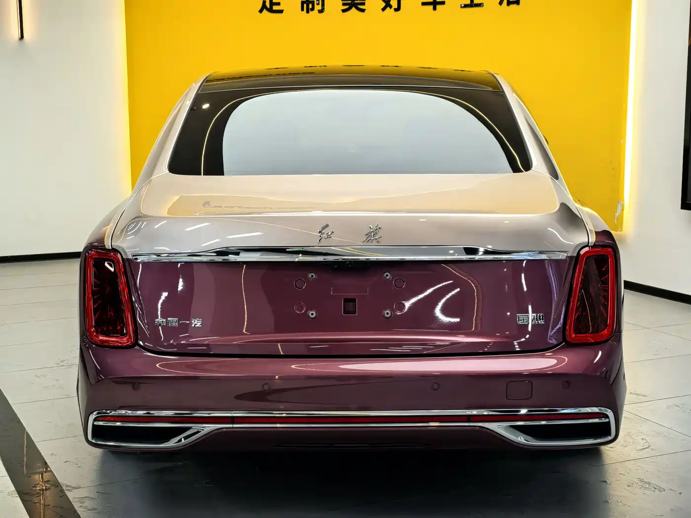 Hongqi Guoya 2024 4.0T V8 Version фото 28