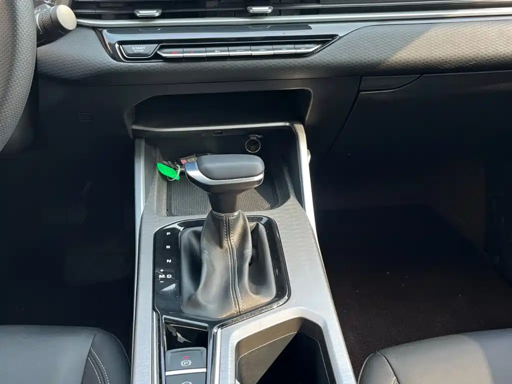 Photo 14 - Geely Emgrand