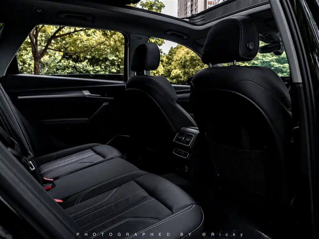 Audi Q5L 2022 40T Luxury Dynamic фото 10