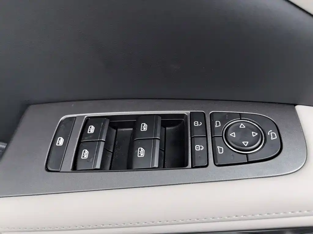 BYD Yuan UP 2026 2025 Smart Drive Edition 401KM Vitality Version