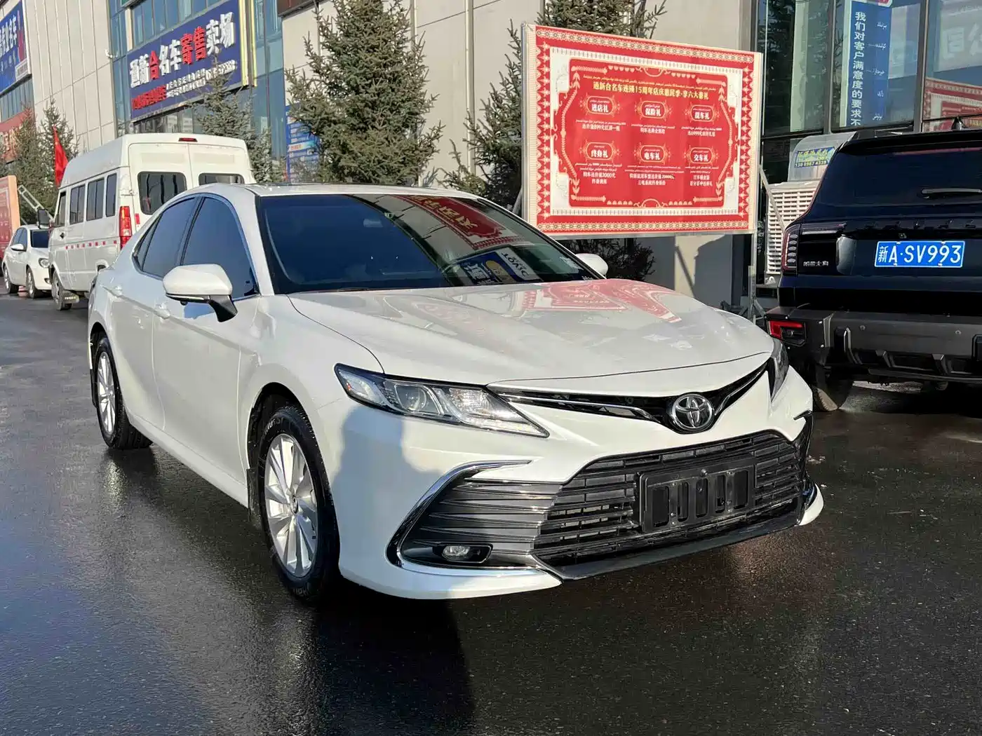 TOYOTA CAMRY