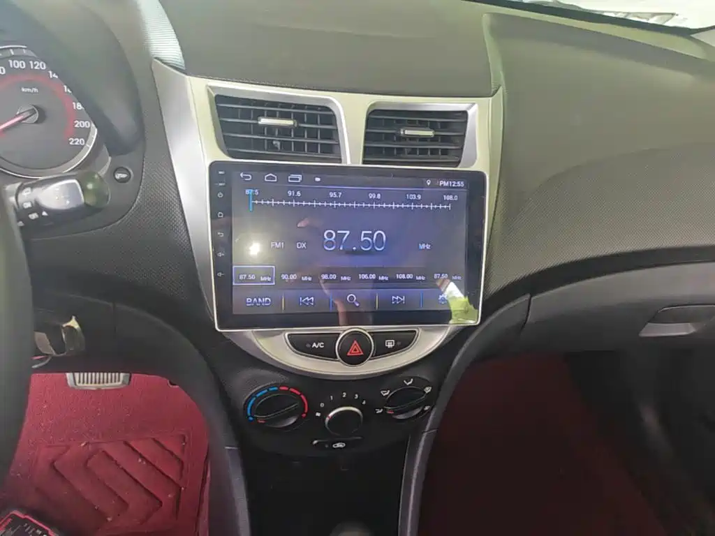 Hyundai Reina 2014 2014 Model 1.4L Automatic GLX