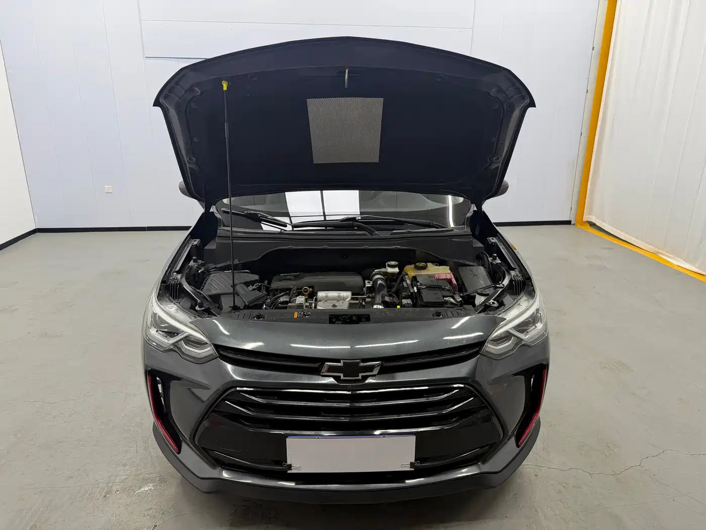 Chevrolet Volando 2023 2020 Mild Hybrid Redline 530T Automatic Premium Edition (5+2 seater)