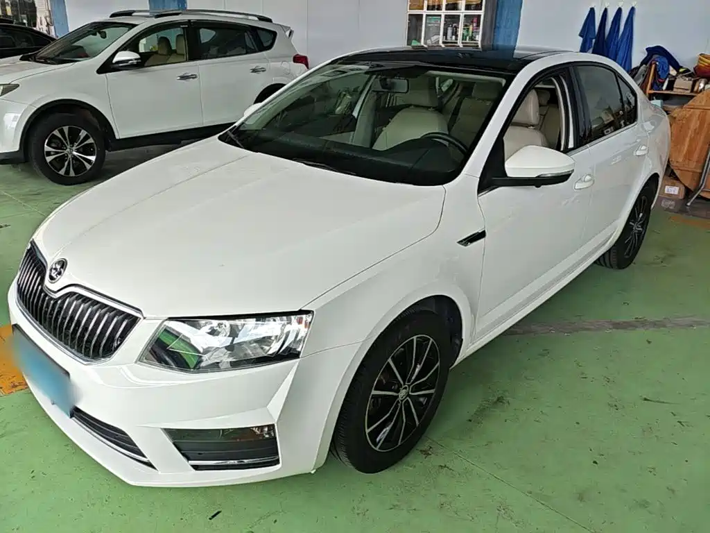 Škoda Octavia 2017 — пригон из Китая